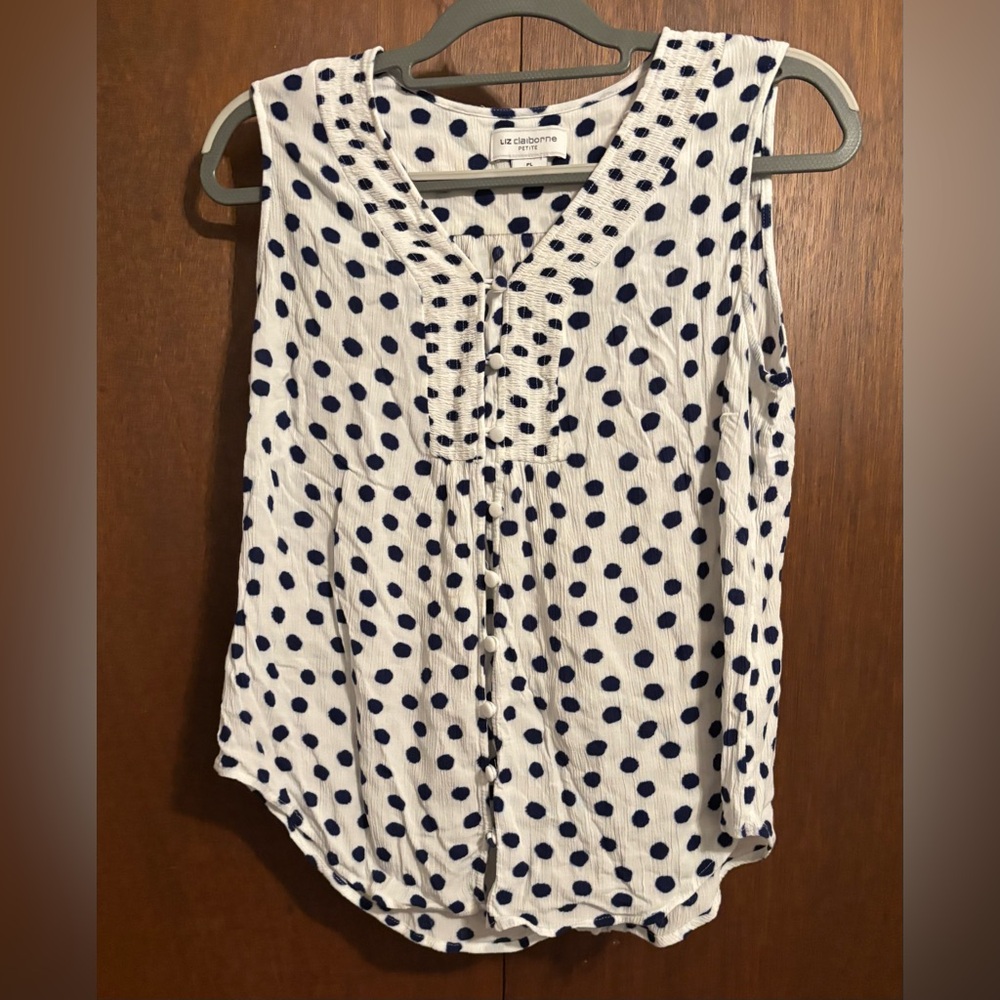 Liz Claiborne Navy and White Sleeveless Buttoned Blouse